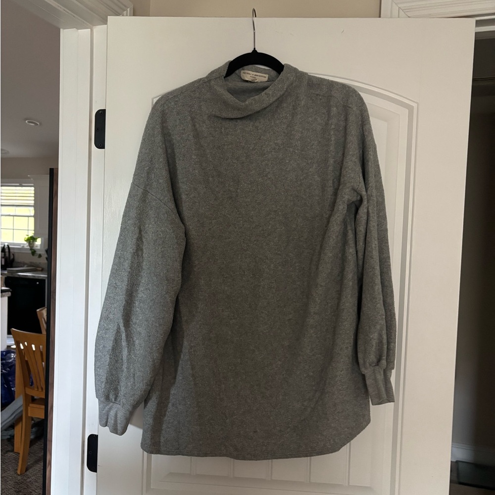 Urban Outfitters Heather Gray Pullover
